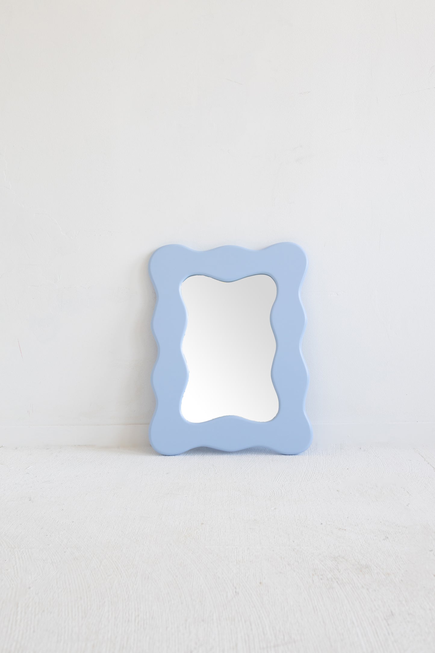 CELEBRATE LIFE WAVY MIRROR - Mini