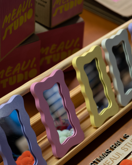 CELEBRATE LIFE WAVY MIRROR - Nano