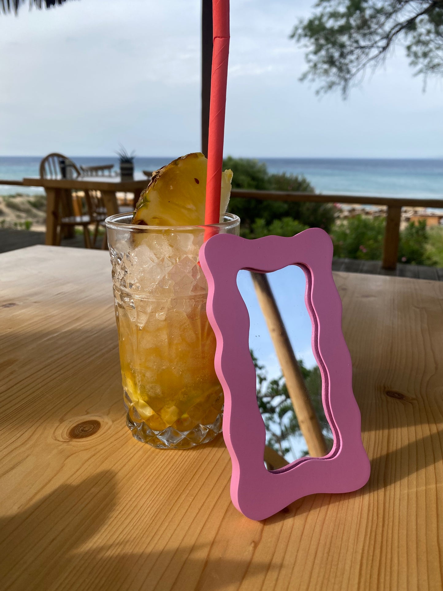 CELEBRATE LIFE WAVY MIRROR - Nano