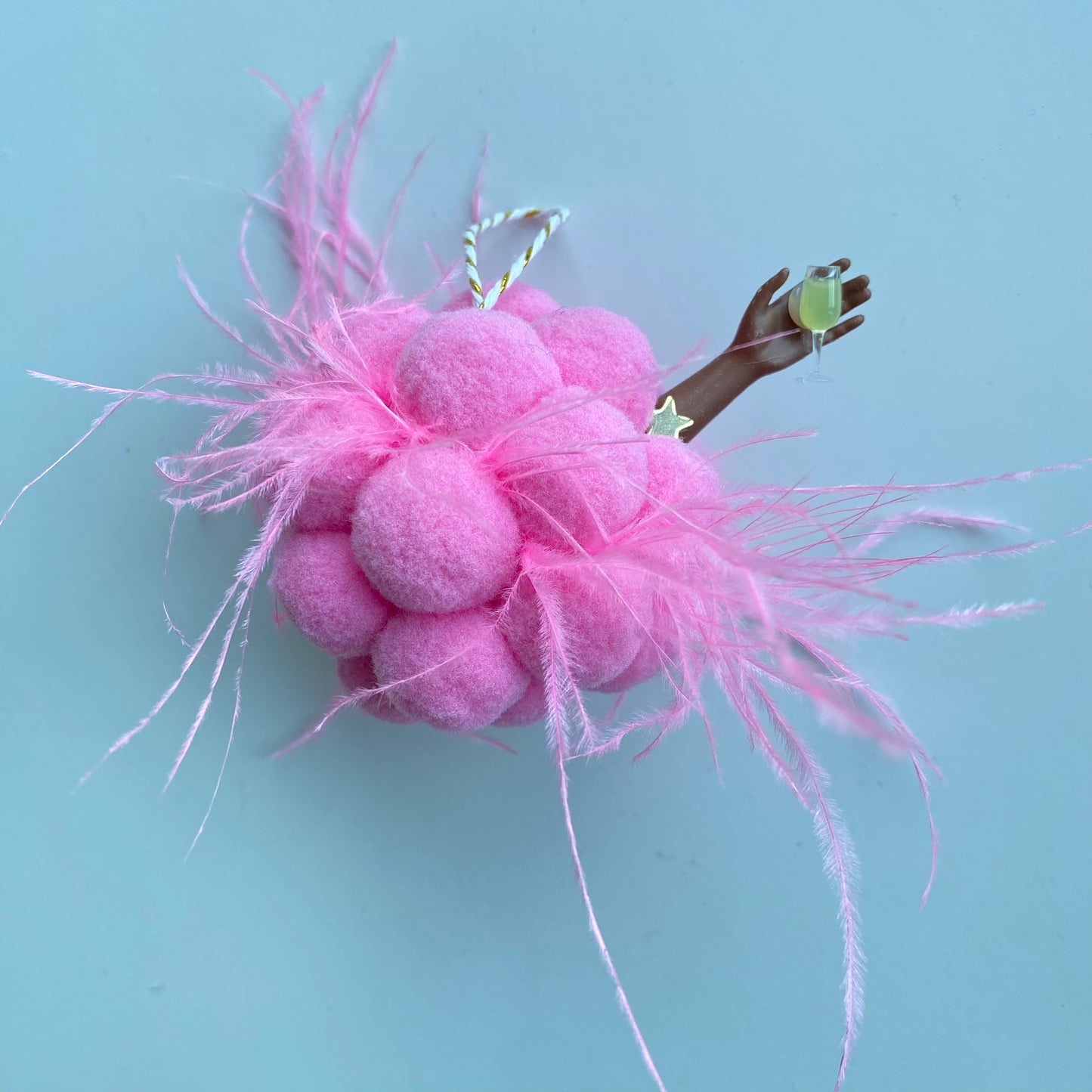 Christmas ball Flirty Champagne with feathers and little star - Pink