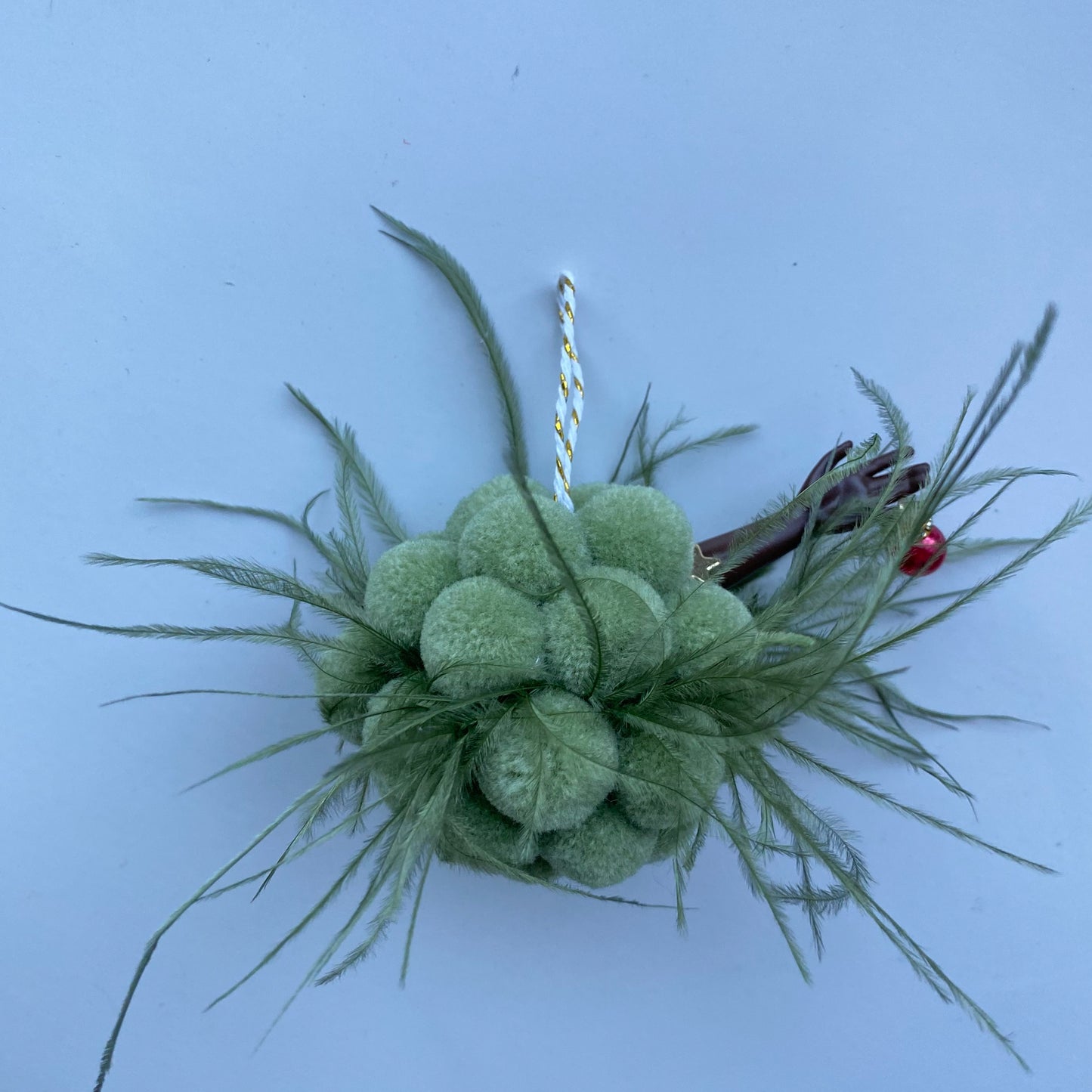 Christmas Ball with feathers & Red mini ball - Army Green