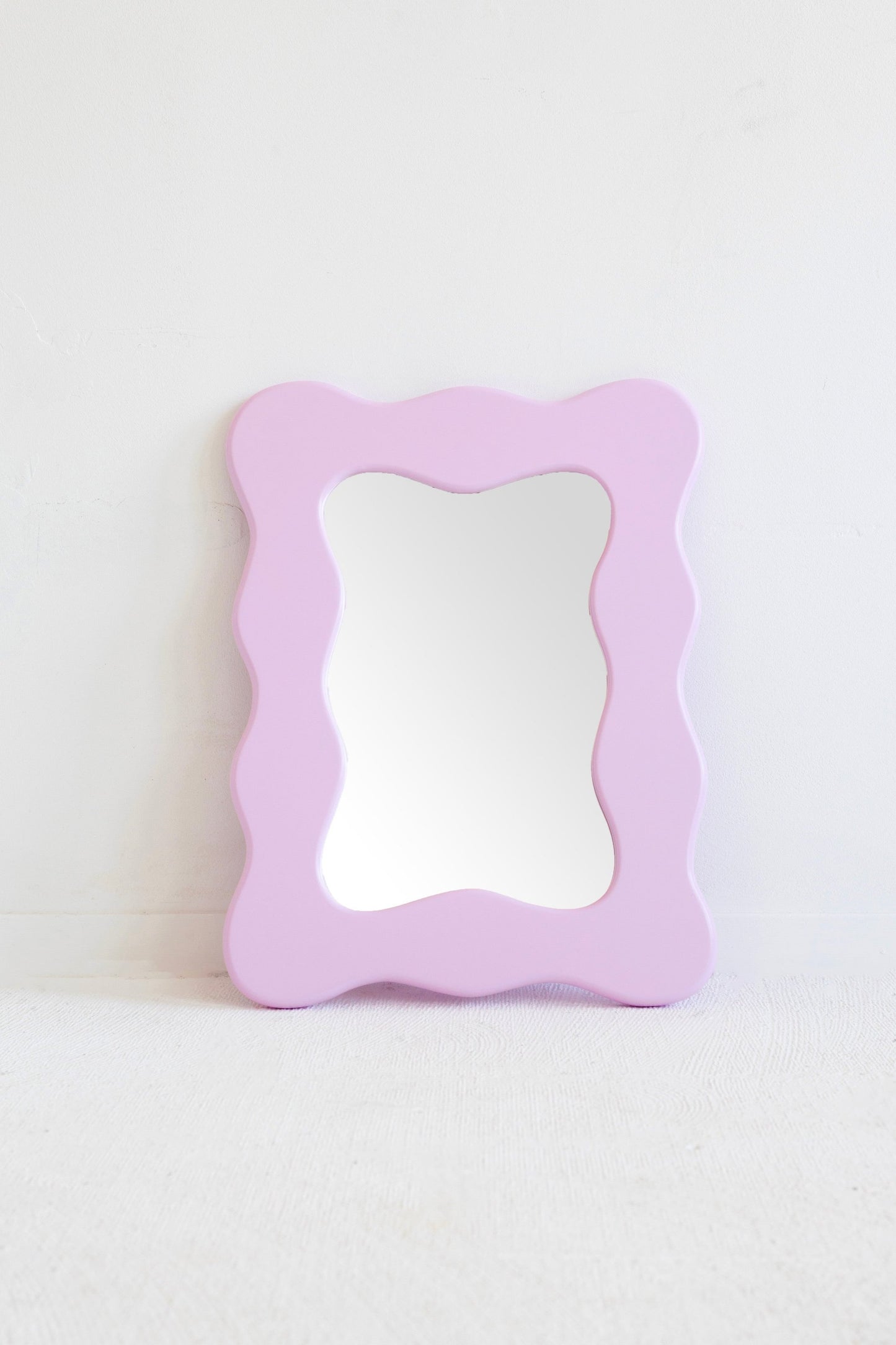 CELEBRATE LIFE WAVY MIRROR - Mini 8